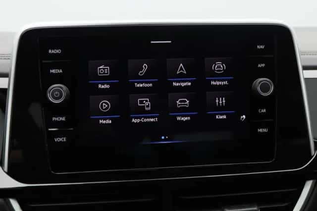 Volkswagen T-Roc (2025) thumbnail 25