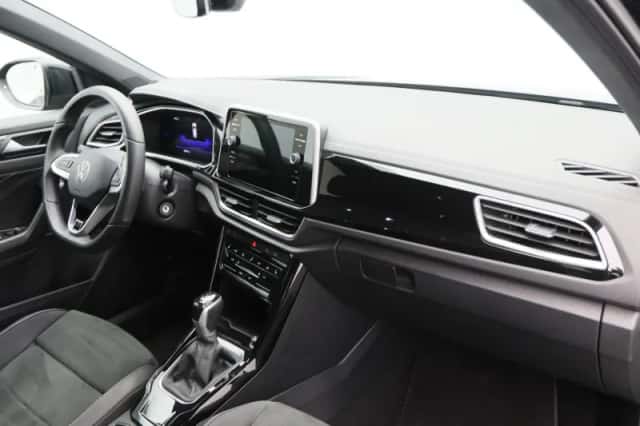 Volkswagen T-Roc (2025) thumbnail 37