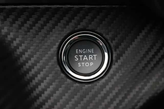 Peugeot e-208 (2022) thumbnail 21