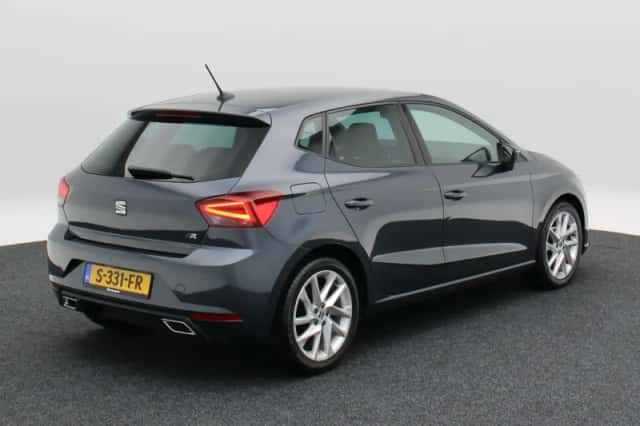 SEAT Ibiza (2023) thumbnail 2