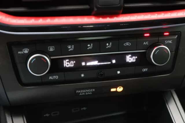 SEAT Ibiza (2023) thumbnail 25