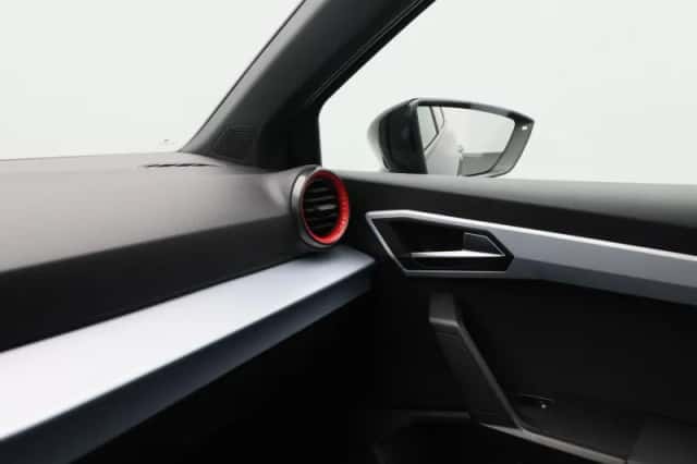 SEAT Ibiza (2023) thumbnail 27
