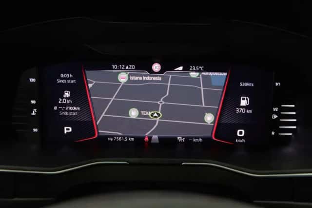 Škoda Superb (2021) thumbnail 23