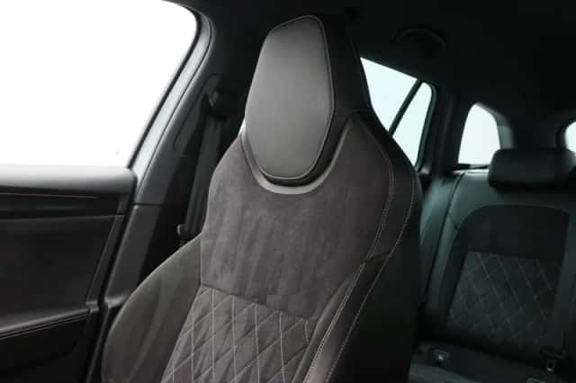 Škoda Superb (2021) thumbnail 35