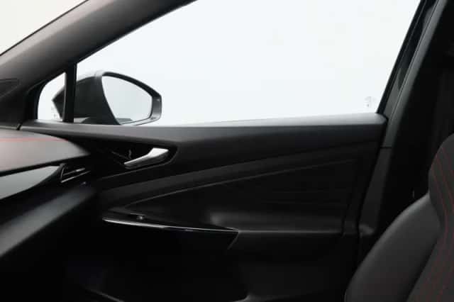 Volkswagen ID.5 (2023) thumbnail 31
