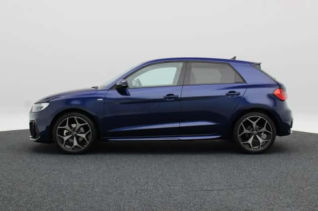 Audi A1 (2025) thumbnail 7