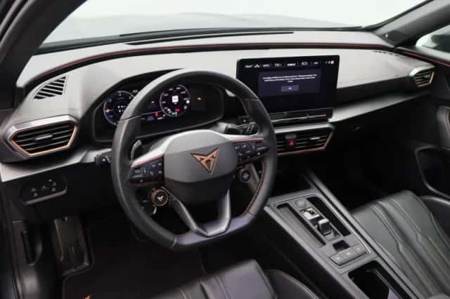 CUPRA Formentor (2023) thumbnail 4