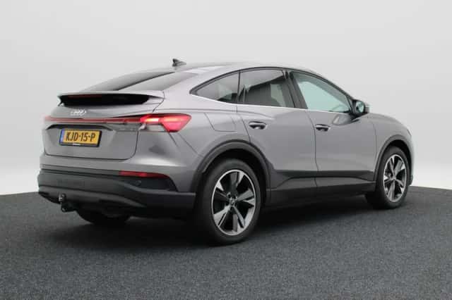 Audi Q4 (2025) thumbnail 2
