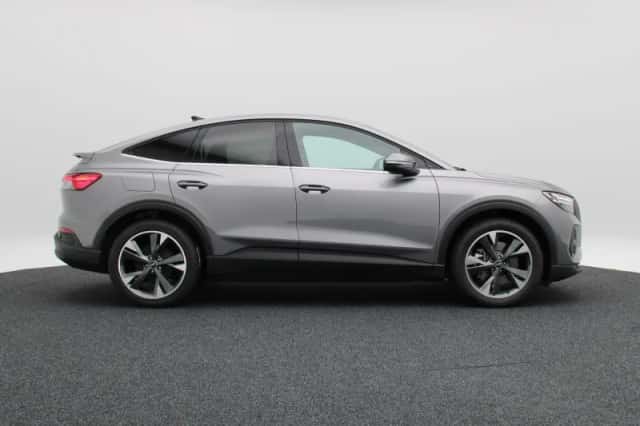 Audi Q4 (2025) thumbnail 6