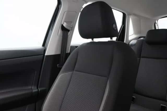 Volkswagen Polo (2023) thumbnail 29