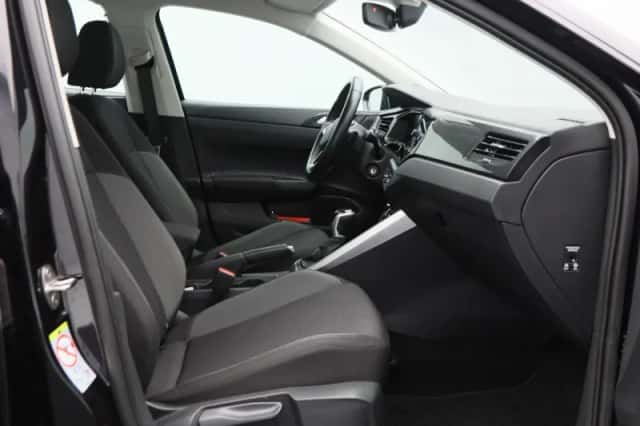 Volkswagen Polo (2023) thumbnail 34
