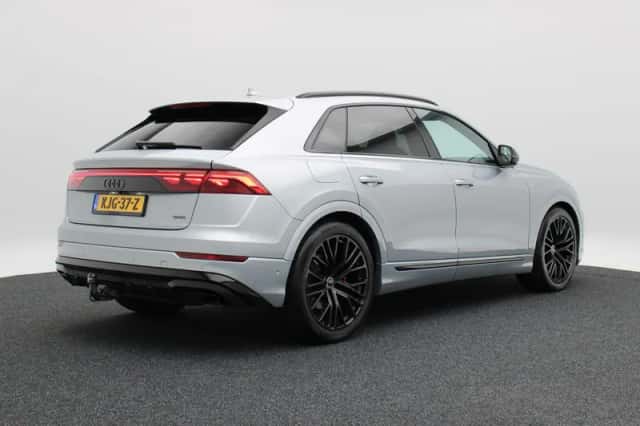 Audi Q8 (2025) thumbnail 3