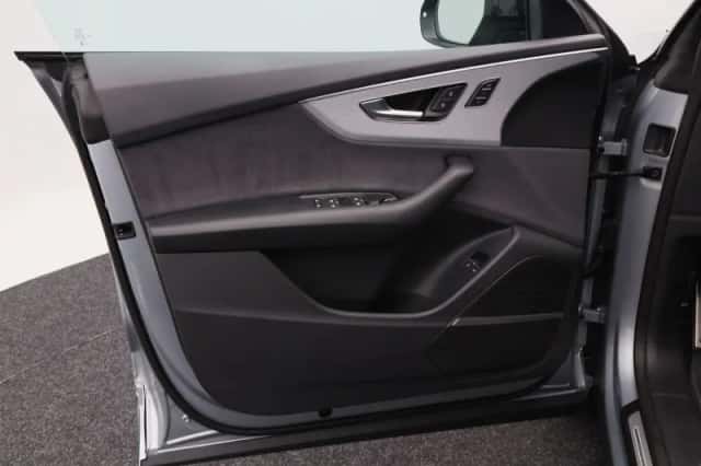 Audi Q8 (2025) thumbnail 21