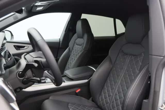 Audi Q8 (2025) thumbnail 24