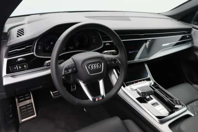 Audi Q8 (2025) thumbnail 4
