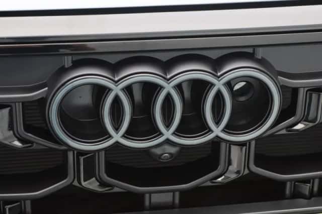 Audi Q8 (2025) thumbnail 10