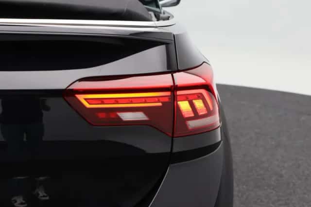 Volkswagen T-Roc (2020) thumbnail 13