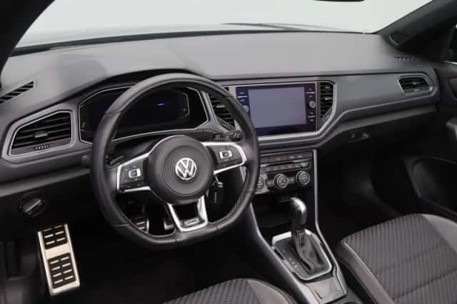 Volkswagen T-Roc (2020) thumbnail 3