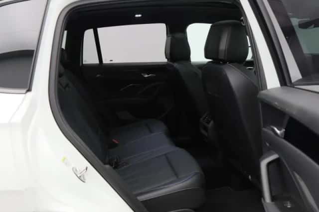 Volkswagen Tiguan (2025) thumbnail 17