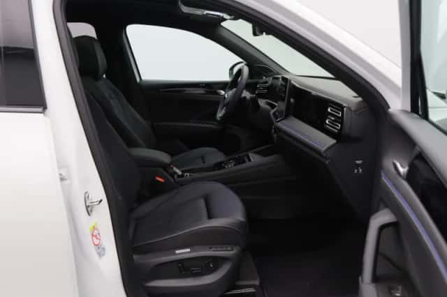 Volkswagen Tiguan (2025) thumbnail 19