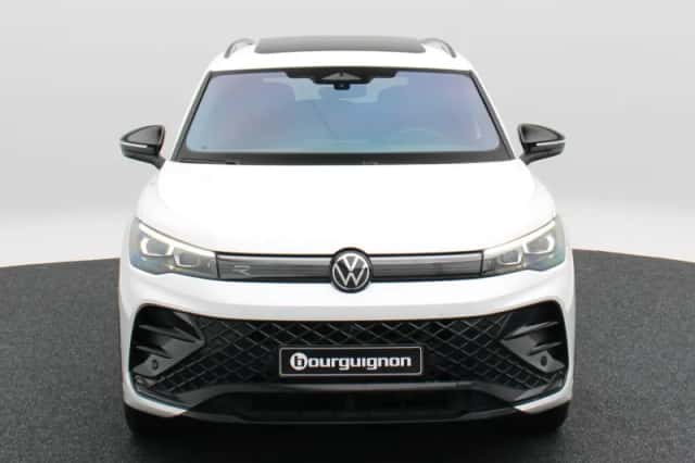Volkswagen Tiguan (2025) thumbnail 4