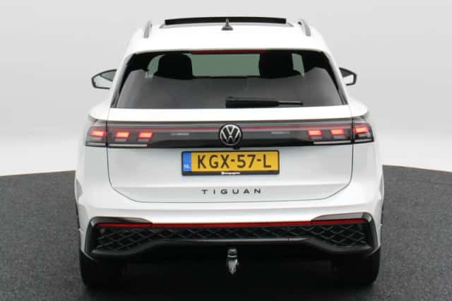 Volkswagen Tiguan (2025) thumbnail 5