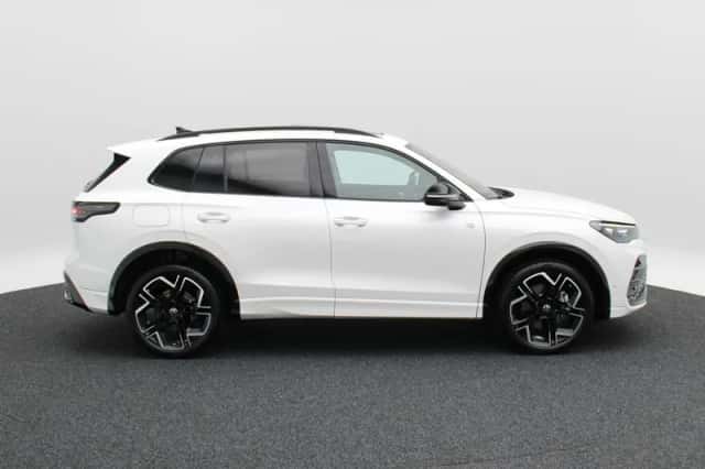 Volkswagen Tiguan (2025) thumbnail 6