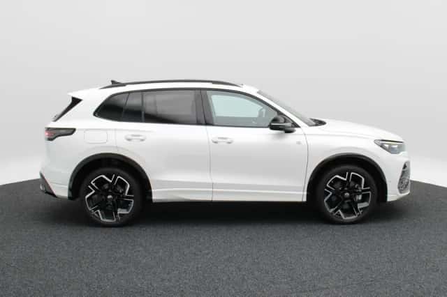 Volkswagen Tiguan (2025) thumbnail 6