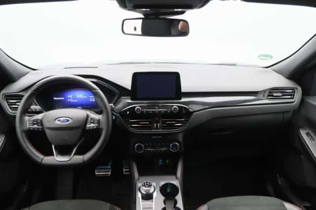 Ford Kuga (2021) thumbnail 13