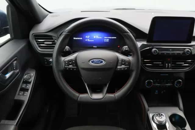 Ford Kuga (2021) thumbnail 14