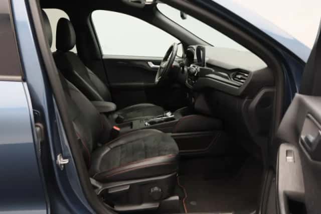 Ford Kuga (2021) thumbnail 18