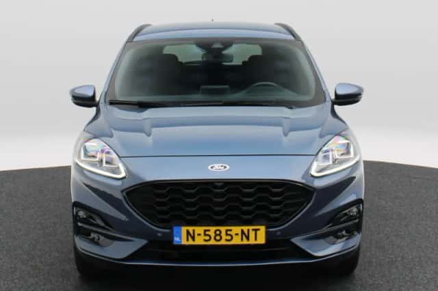 Ford Kuga (2021) thumbnail 5