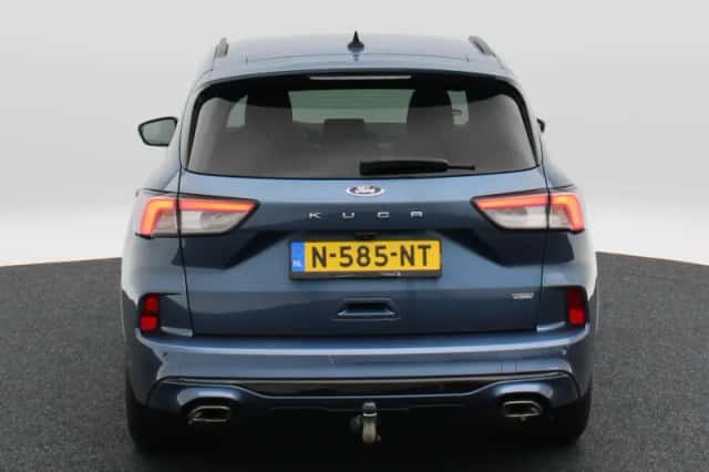 Ford Kuga (2021) thumbnail 5