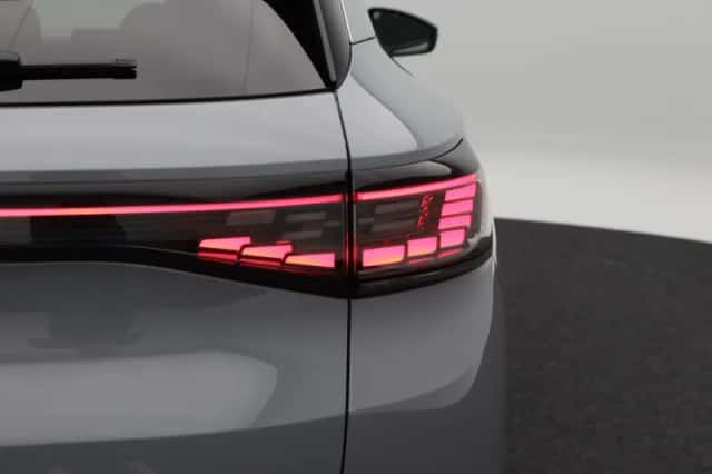 Volkswagen ID.4 (2021) thumbnail 16