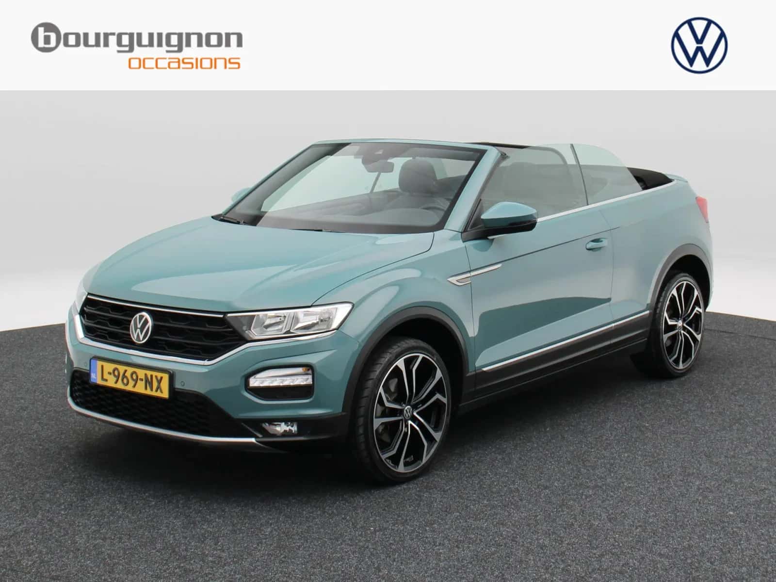 Volkswagen T-Roc (2021) — foto 1