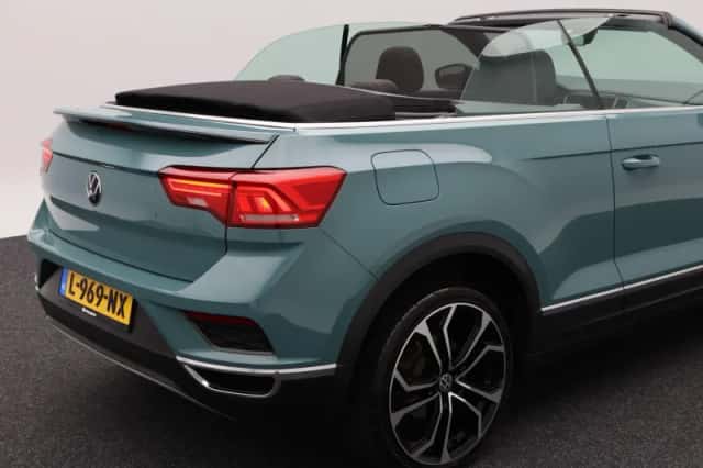 Volkswagen T-Roc (2021) thumbnail 16