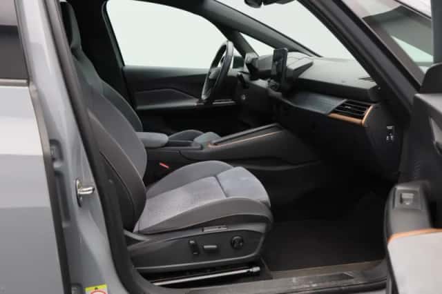 CUPRA Born (2021) thumbnail 17
