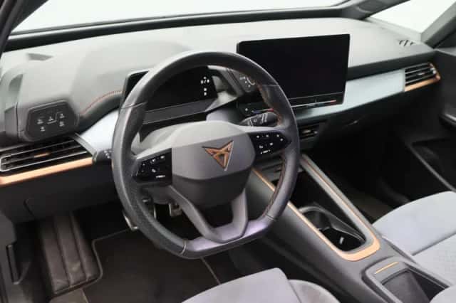 CUPRA Born (2021) thumbnail 3