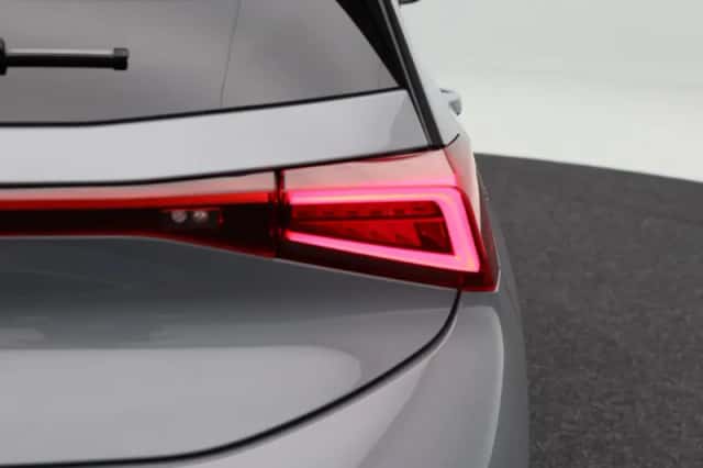 CUPRA Born (2022) thumbnail 15