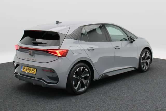 CUPRA Born (2022) thumbnail 3