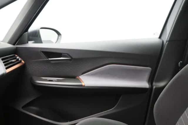 CUPRA Born (2022) thumbnail 29