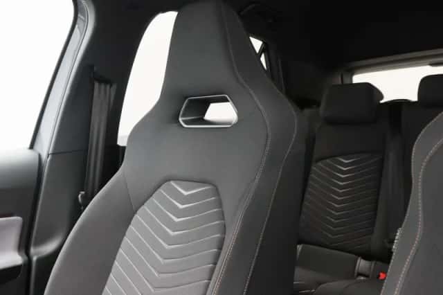 CUPRA Born (2022) thumbnail 30