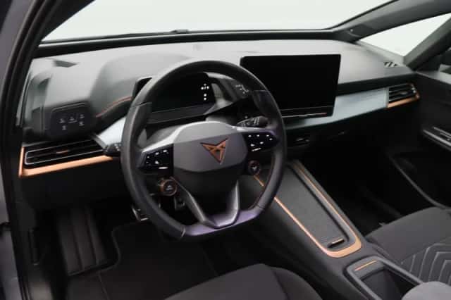 CUPRA Born (2022) thumbnail 4