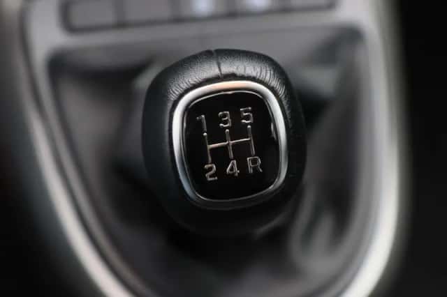 Hyundai i10 (2022) thumbnail 12