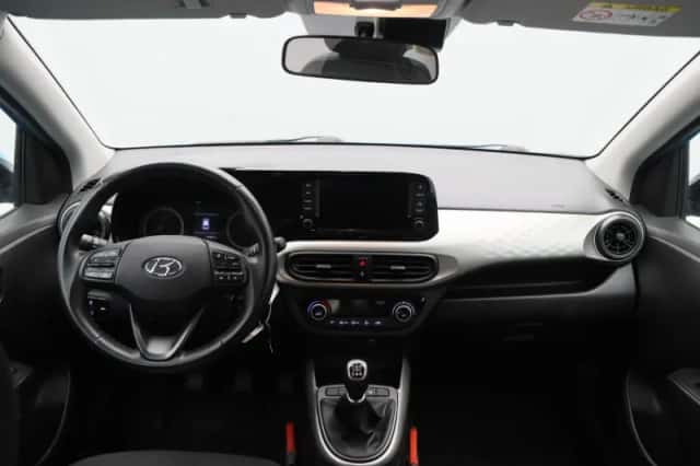 Hyundai i10 (2022) thumbnail 13