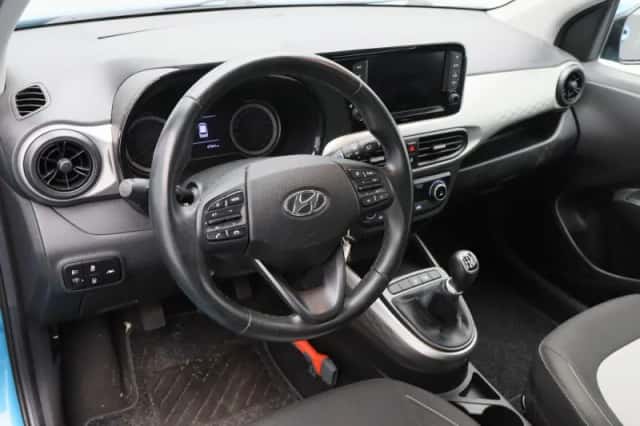 Hyundai i10 (2022) thumbnail 3
