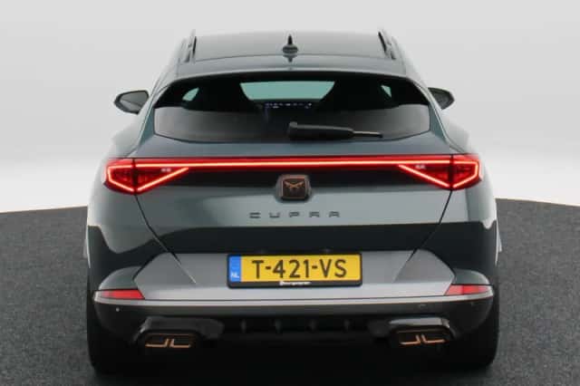 CUPRA Formentor (2021) thumbnail 5