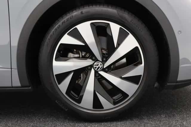 Volkswagen ID.5 (2023) thumbnail 15