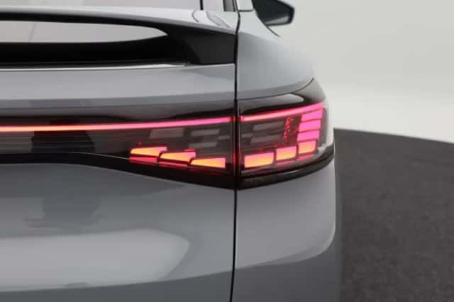 Volkswagen ID.5 (2023) thumbnail 16