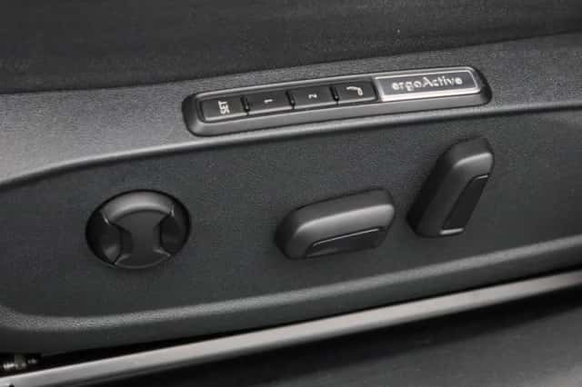 Volkswagen ID.5 (2023) thumbnail 21